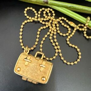 Vintage Unsigned Gold-tone Suitcase Luggage Locket Pendant 29” Necklace 39.7g.